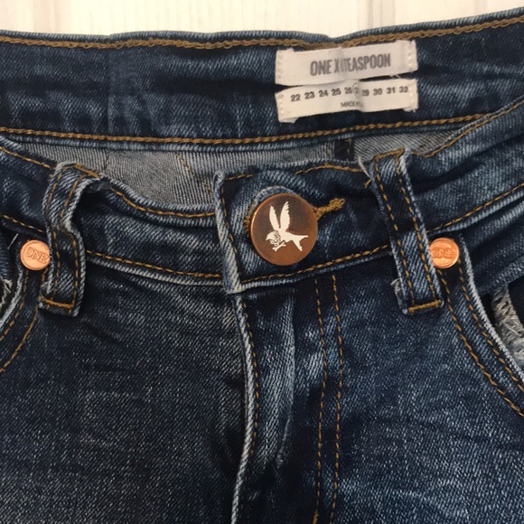 One Teaspoon Distressed Jeans - Picture 2 of 3